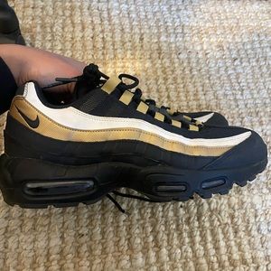 Air max 95 black white gold. men’s 8.5  or women 10